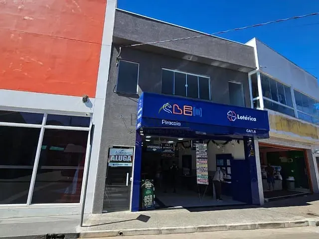 Sala para alugar, no bairro Centro em Piracaia