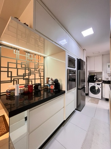 Apartamento com 185m² 3 quartos e 3 banheiros, à venda, no bairro Santa Rosa em Londrina