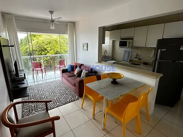 Apartamento 2 quartos e 2 banheiros, para alugar, no bairro Pontal em Ilhéus