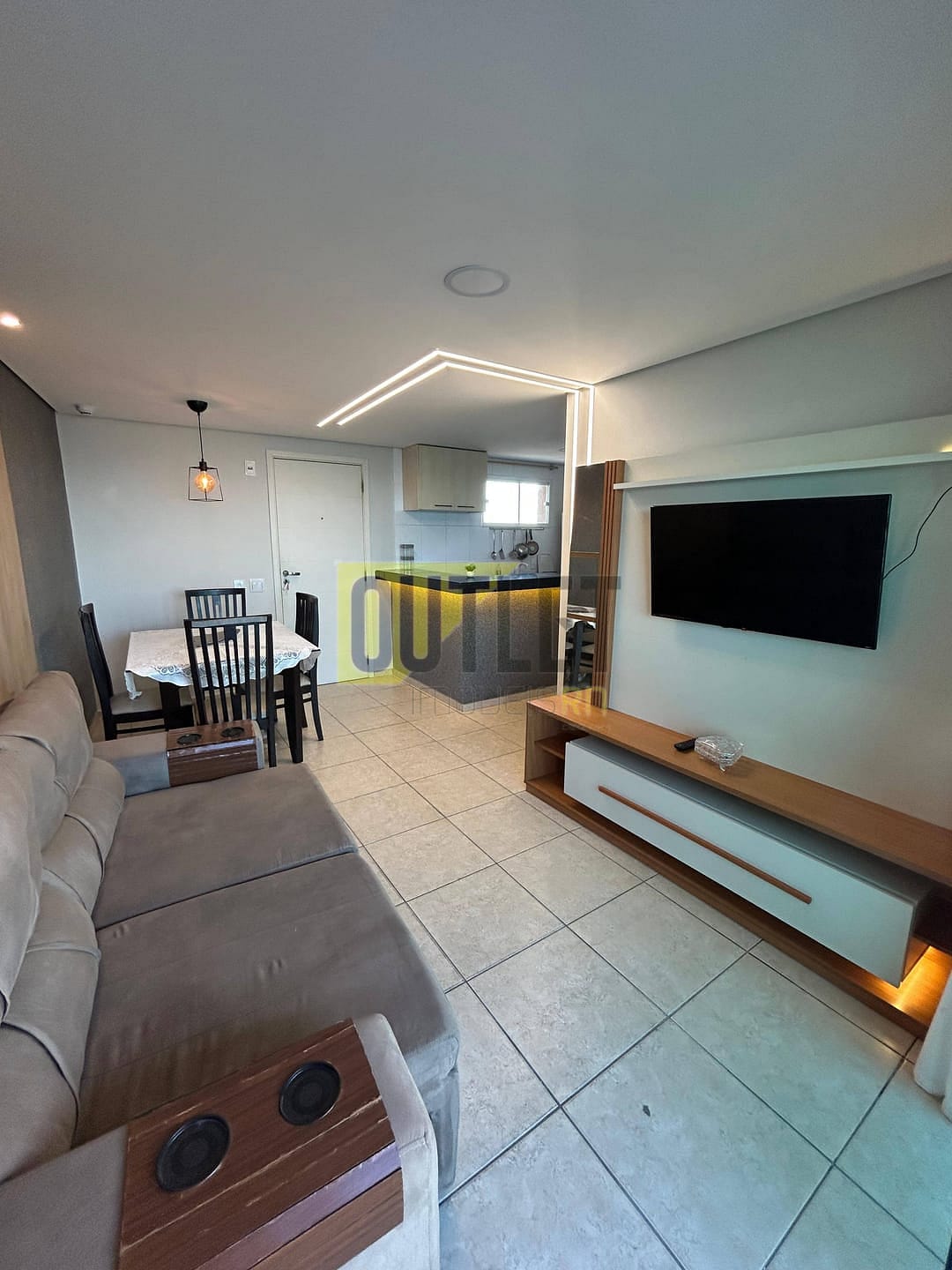 Apartamento à venda com 2 quartos, 56m² - Foto 4