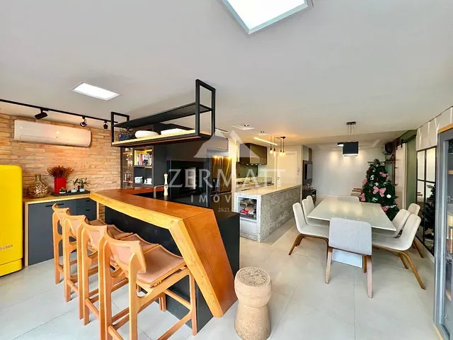 Apartamento com 140m² 3 quartos e 2 banheiros, à venda, no bairro Centro em Blumenau