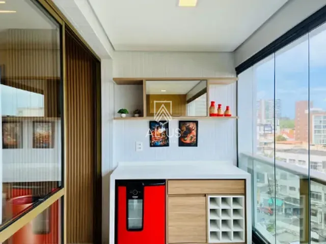 Apartamento 1 quarto e 1 banheiro, à venda, no bairro Barra em Salvador