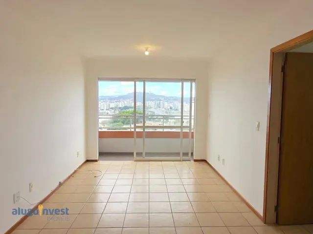 Apartamento com 105m² 2 quartos e 1 banheiro, para alugar, no bairro Estreito em Florianópolis