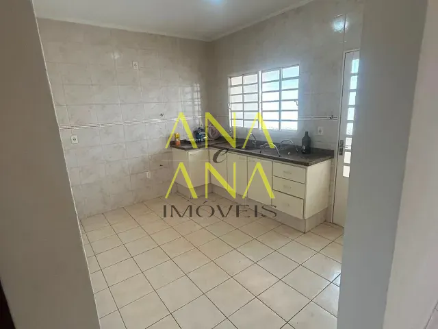 Apartamento 2 quartos e 1 banheiro, para alugar, no bairro Taboão em Bragança Paulista