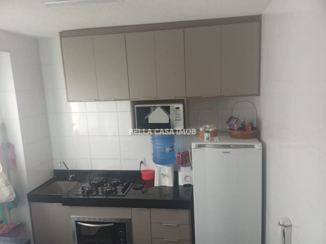 Apartamento à venda com 2 quartos, 42m² - Foto 2