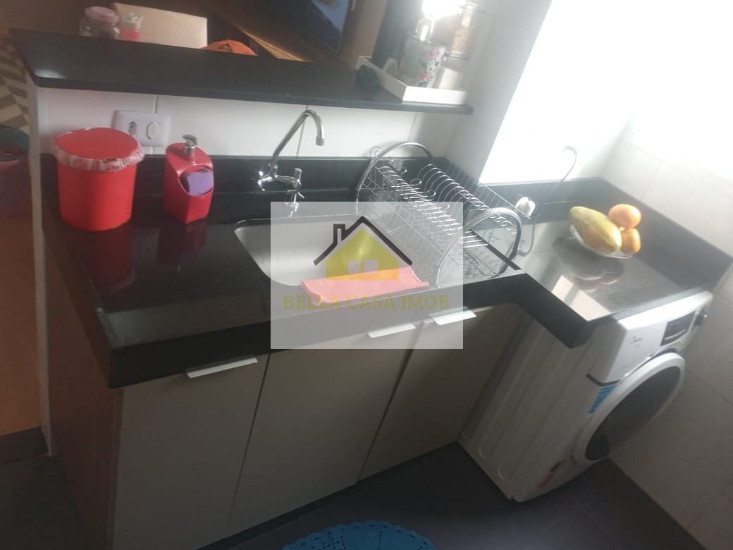 Apartamento à venda com 2 quartos, 42m² - Foto 3