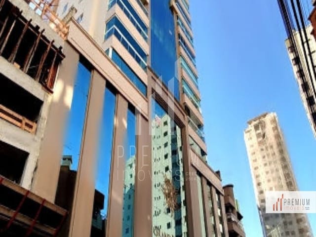 Apartamento com 213m², à venda, no bairro ITAPEMA em Itapema
