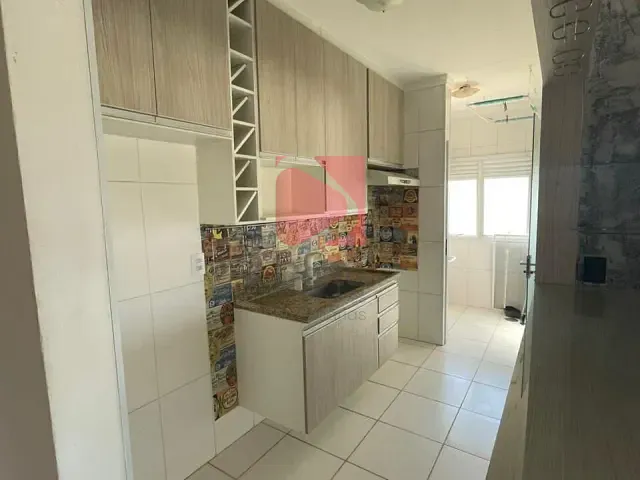 Apartamento 2 quartos e 1 banheiro, à venda, no bairro Vila Guilhermina em Pirassununga