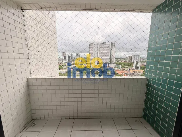Apartamento 2 quartos e 2 banheiros, à venda, no bairro Universitário em Caruaru
