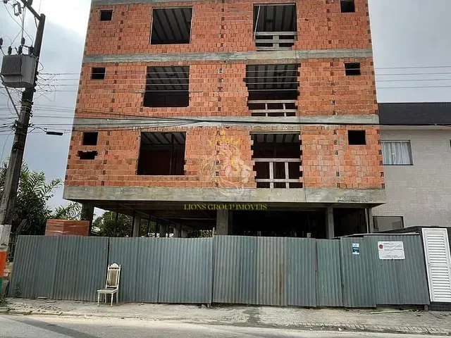 Apartamento 2 quartos e 2 banheiros, à venda, no bairro Centro em Camboriú