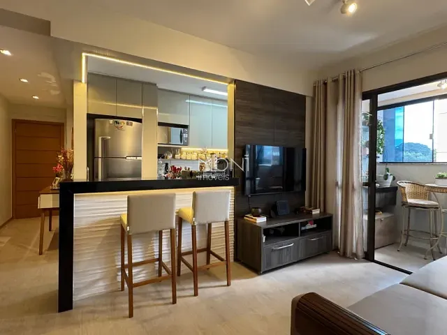 Apartamento 2 quartos e 2 banheiros, à venda, no bairro Guará II em Brasília