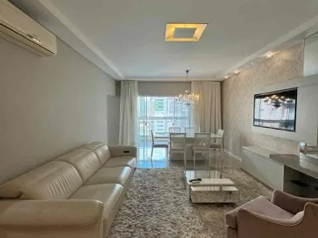 Apartamento 3 quartos e 4 banheiros, à venda, no bairro Meia Praia  em Itapema
