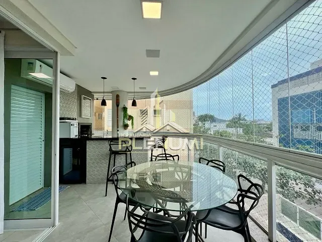 Apartamento com 132m² 3 quartos e 4 banheiros, à venda, no bairro Enseada em Guarujá