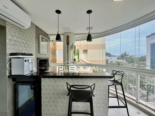 Apartamento com 132m² 3 quartos e 4 banheiros, à venda, no bairro Enseada em Guarujá