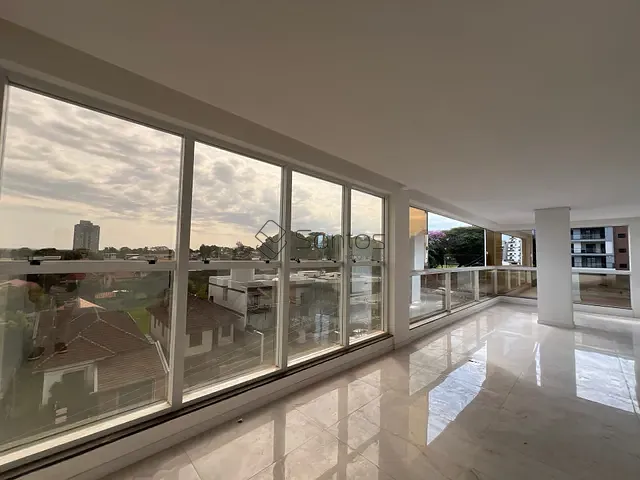 Apartamento 3 quartos e 3 banheiros, à venda, no bairro Centro em Ijuí