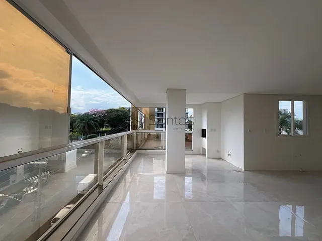 Apartamento 3 quartos e 3 banheiros, à venda, no bairro Centro em Ijuí