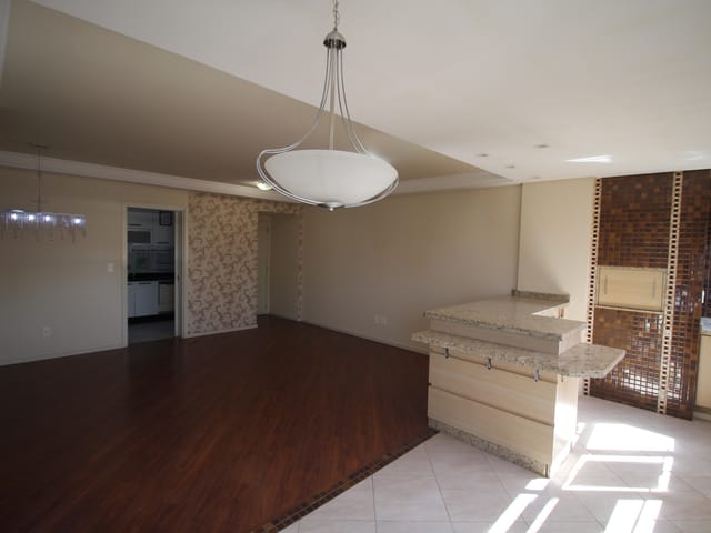 Apartamento com 114m², à venda, no bairro Centro em Ponta Grossa