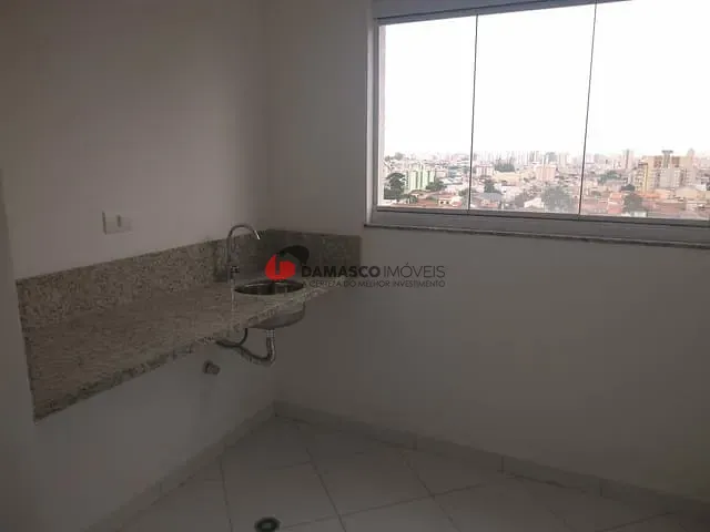 Apartamento 2 quartos e 1 banheiro, à venda, no bairro Campestre em Santo André