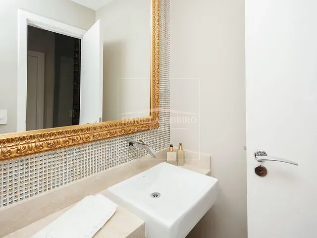Apartamento 3 quartos e 5 banheiros, à venda, no bairro Gleba Fazenda Palhano em Londrina