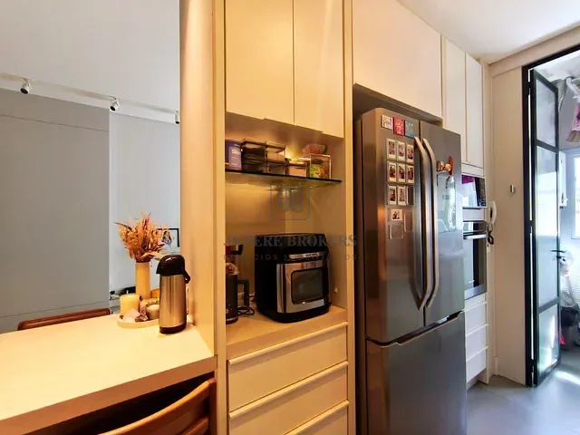 Apartamento 3 quartos e 3 banheiros, à venda, no bairro Jurerê Internacional em Florianópolis