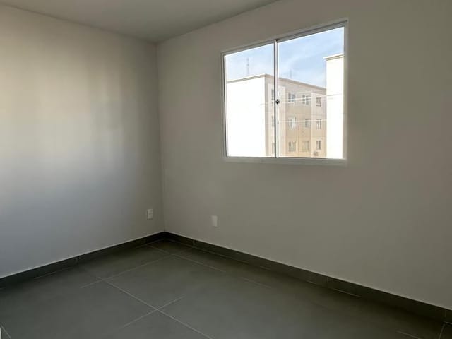 Apartamento 2 quartos e 1 banheiro, à venda, no bairro Setor Grajaú em Goiânia