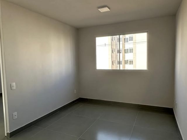 Apartamento 2 quartos e 1 banheiro, à venda, no bairro Setor Grajaú em Goiânia