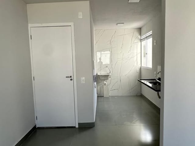 Apartamento 2 quartos e 1 banheiro, à venda, no bairro Setor Grajaú em Goiânia