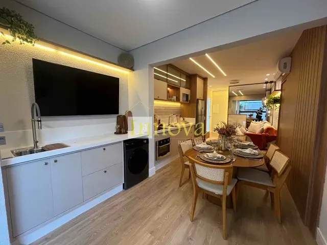 Apartamento 1 quarto e 2 banheiros, à venda, no bairro Jardim Brasil em Caraguatatuba