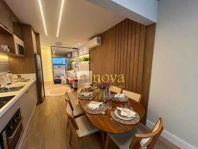 Apartamento 1 quarto e 2 banheiros, à venda, no bairro Jardim Brasil em Caraguatatuba