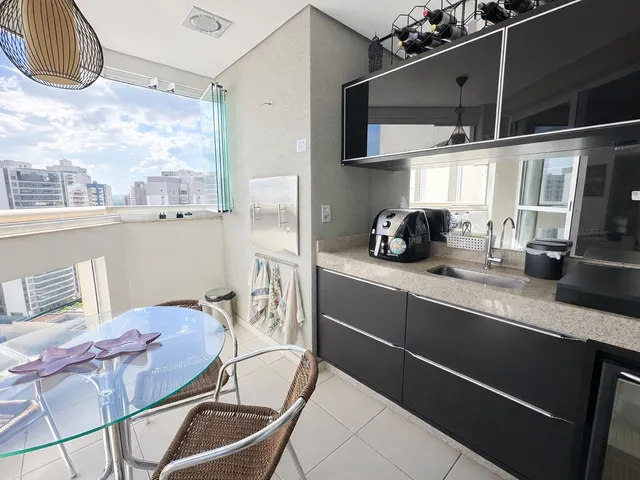 Apartamento com 10m² 2 quartos e 2 banheiros, à venda, no bairro Gleba Palhano em Londrina