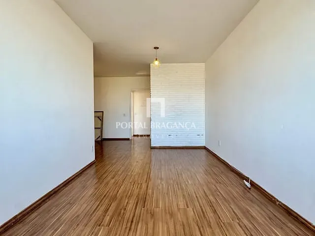 Apartamento 3 quartos e 2 banheiros, à venda, no bairro Jardim Nova Bragança em Bragança Paulista