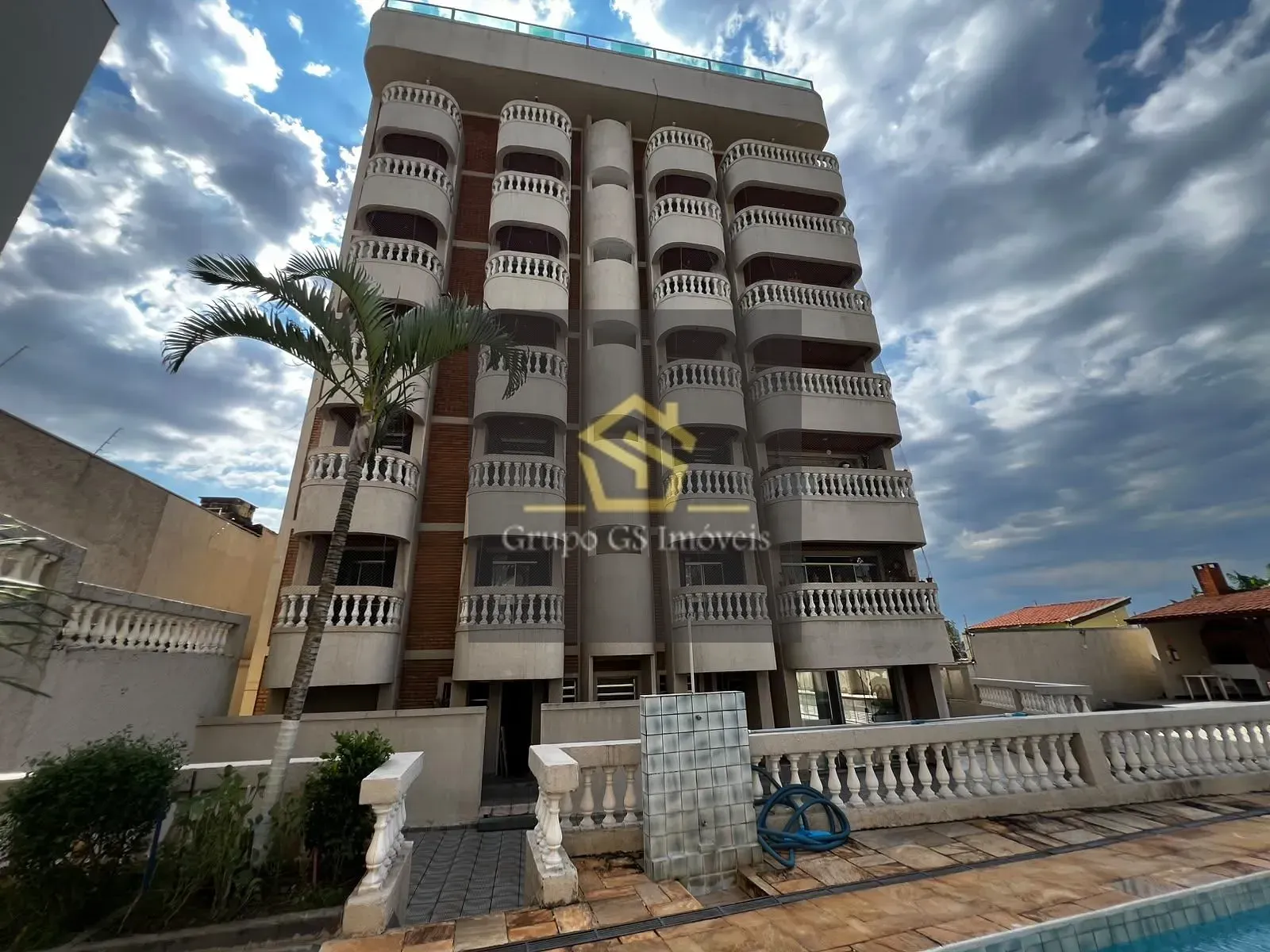 Apartamento, 4 quartos, 243 m² - Foto 1