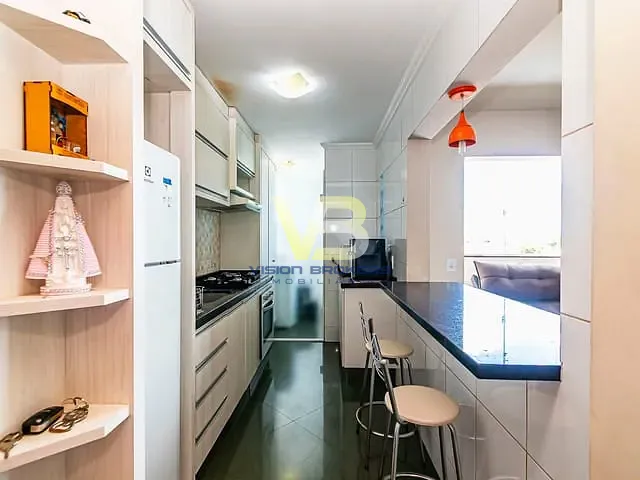 Apartamento 2 quartos e 2 banheiros, à venda, no bairro Parque da Fonte em São José dos Pinhais