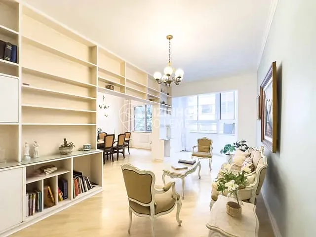 Apartamento 3 quartos e 3 banheiros, à venda, no bairro Leme em Rio de Janeiro