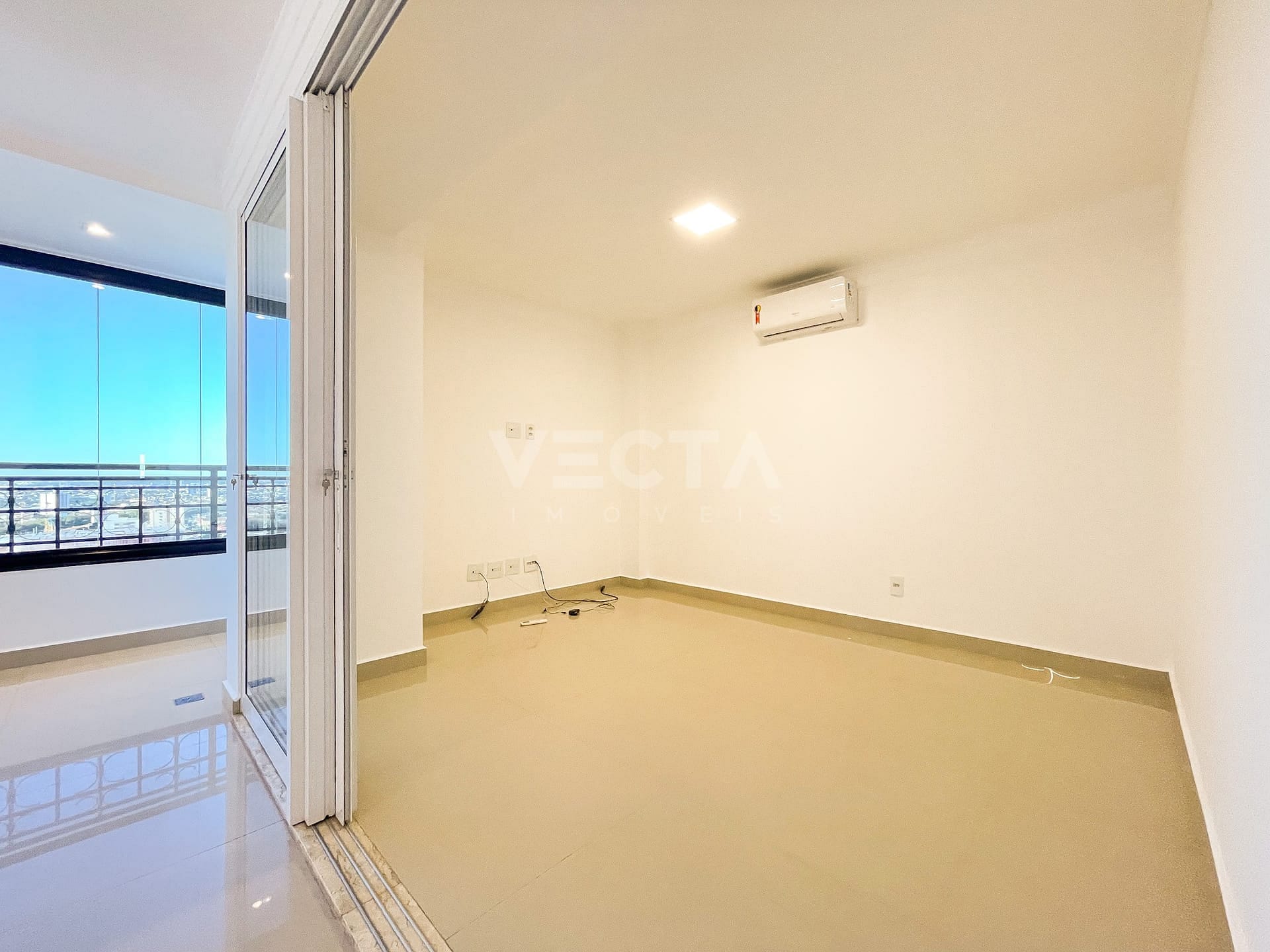 Apartamento à venda com 4 quartos, 238m² - Foto 8