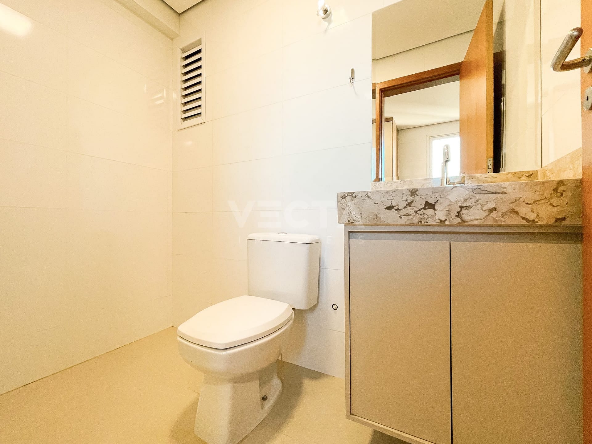 Apartamento à venda com 4 quartos, 238m² - Foto 14