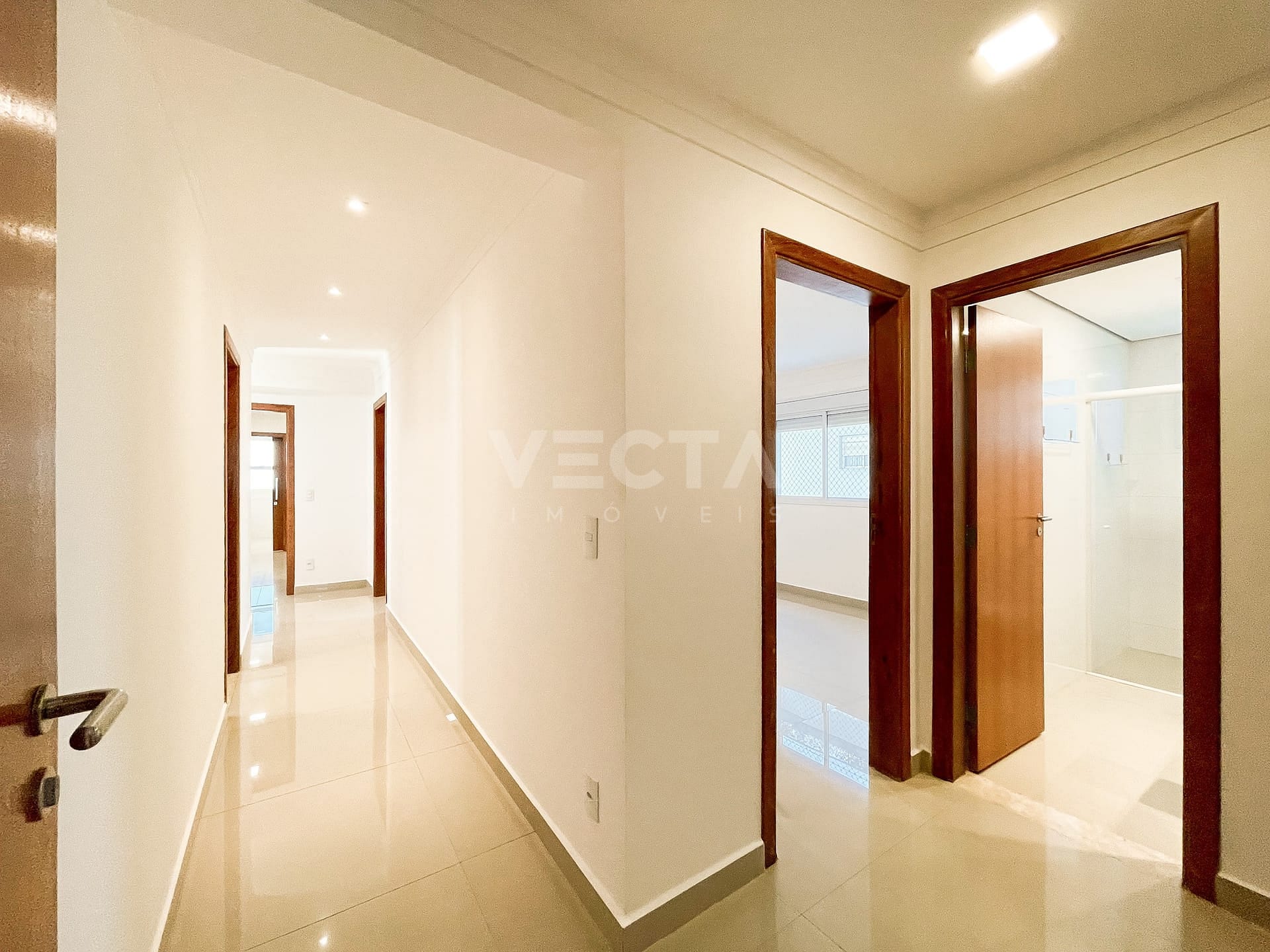 Apartamento à venda com 4 quartos, 238m² - Foto 15