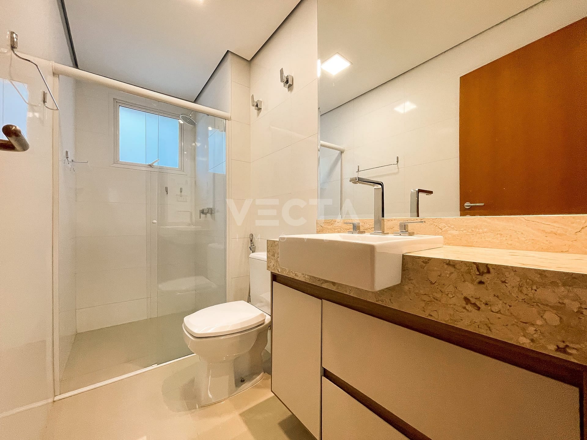 Apartamento à venda com 4 quartos, 238m² - Foto 24