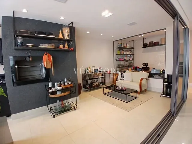 Apartamento 3 quartos e 4 banheiros, à venda ou para alugar, no bairro Gleba Fazenda Palhano em Londrina