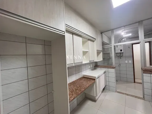 Apartamento com 161m² 3 quartos e 2 banheiros, à venda, no bairro Gleba Fazenda Palhano em Londrina