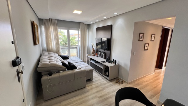 Apartamento com 103m² 3 quartos e 3 banheiros, à venda, no bairro Hedy em Londrina