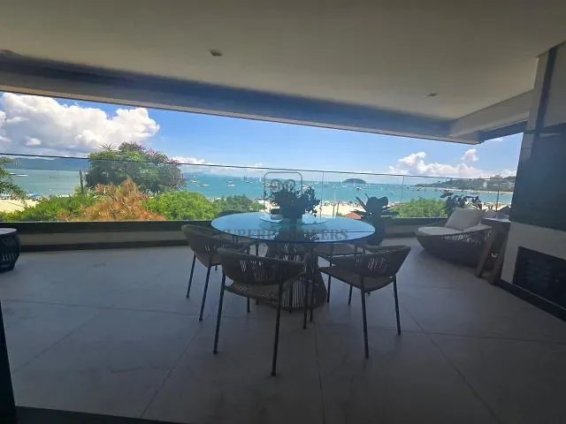 Apartamento 3 quartos e 4 banheiros, à venda, no bairro Jurerê em Florianópolis