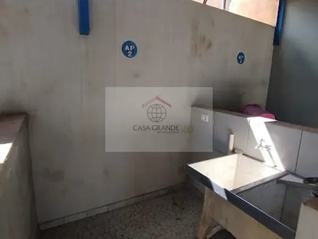 Apartamento 2 quartos e 1 banheiro, para alugar, no bairro Capricórnio em Rolândia