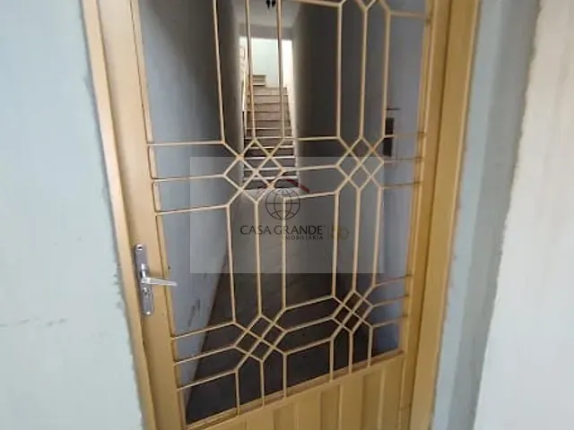 Apartamento 2 quartos e 1 banheiro, para alugar, no bairro Capricórnio em Rolândia