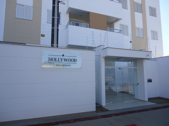 Foto do Apartamento - Apartamento à venda 2 Quartos, 1 Suite, 1 Vaga, Vila Brasil, Londrina - PR | Hollywood Royal Residence | Imobiliária Brasil