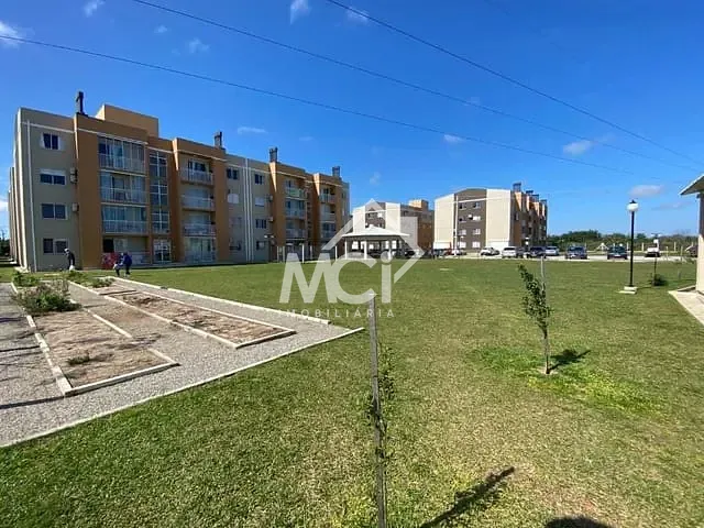 Apartamento com 69m² 2 quartos e 1 banheiro, à venda, no bairro Umuharama em Pelotas