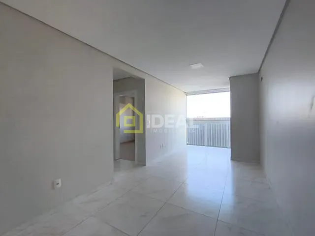 Apartamento 2 quartos e 2 banheiros, para alugar, no bairro Vila Jacob Biezus em Concórdia