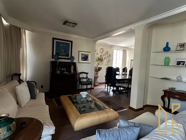Apartamento com 315m² 4 quartos e 5 banheiros, à venda, no bairro Centro em Londrina
