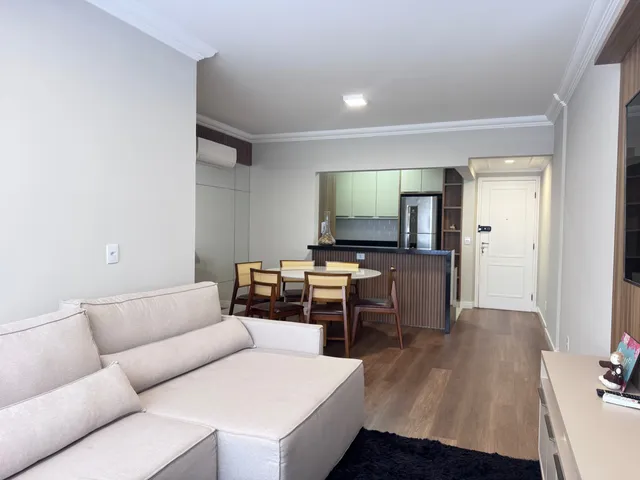 Apartamento com 10m² 3 quartos e 3 banheiros, à venda, no bairro Gleba Palhano em Londrina