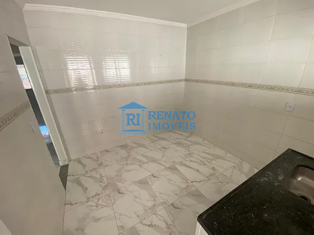 Apartamento 2 quartos e 1 banheiro, para alugar, no bairro Araçatiba em Maricá